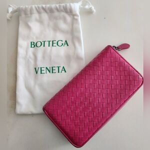 Bottega Veneta Continental Zip Wallet. Gorgeous Basketweave Pattern Raspberry